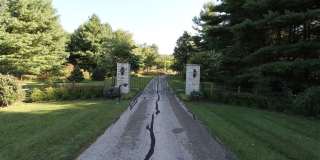 Incredible home on a private  secluded lot. Gallery 1