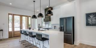 630 E CARSON ST Gallery 17