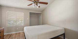 Charming 2-Bedroom Townhome in South Tampa — $500 off Move-In Special! Gallery 11