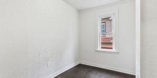 Bright 2 Bedroom, 1.5 Bath Home in Allison Hill! Gallery 11