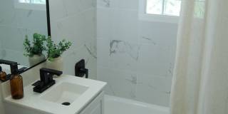 Super-cute 2bd home near Midtown! Gallery 15