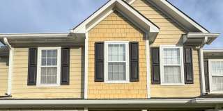 3 Bed 2.5 Bath Townhome with New Flooring and Paint 3 Bed 2.5 Bath Townhome with New Flooring and Paint Gallery 1