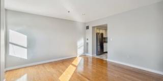 Kenmore Sq - 2 Bed 2 Bath  9/1 Gallery 12