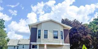 308 Reynolds Street Gallery 1