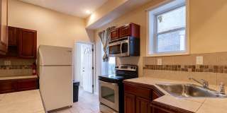 Charming 3-Bed/1.5-Bath Townhome in Point Breeze! Available Early October! Gallery 10
