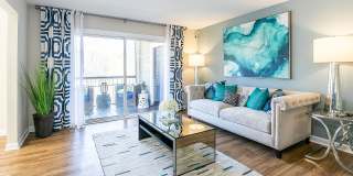 Lake House at Martin's Landing Gallery 8