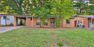 137 Grover Cleveland Circle Gallery 1