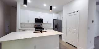 1620 WELLAND STREET SE Gallery 4