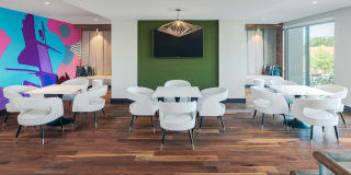 The Flats at River North Gallery 28