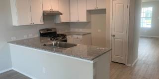 *COMING SOON* Comfortable Living with Open Kitchen & Fenced Yard! Gallery 4