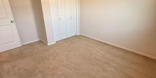 Newer single level 3 bed 2 bath home in NE Salem Gallery 5