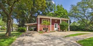 1323 Hilton Dr Gallery 1