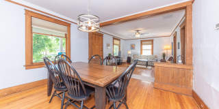 1123 W Huron Street Gallery 20