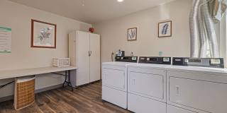 Sierra Manor Apartments : Great Location and Exceptional Amenities Gallery 8