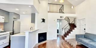 1118 E Palmer Avenue unit: 205 Gallery 1