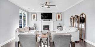 1395 Marion Street SE Gallery 9