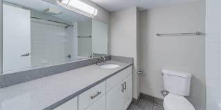 Twin Lake Towers Apartments Gallery 6