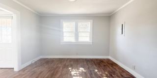 3-Bedroom Home with Carport and Spacious Rooms Near Tennessee Tech & Downtown Cookeville Gallery 9