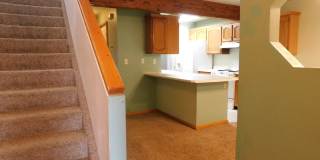 Redlands Escape - 2 Bedroom Condo with sunroom! Gallery 4