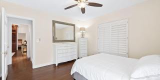 2400 Delmar Place Gallery 26