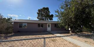 3 Bedroom 2 Bathroom House Located in Grandview Gallery 1