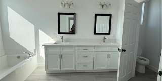 6590 Almeria Gallery 10