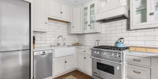 1929 Tamarind Ave unit: 8 Gallery 20