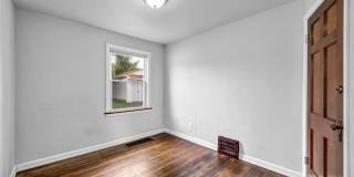 5505 South Boulevard Gallery 26