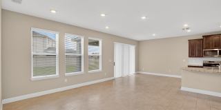 2546 WARREN ACRES Boulevard Gallery 19