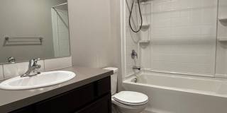 Wonderfully maintained Rainier Ridge Puyallup Home! Gallery 14