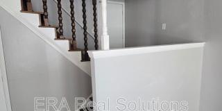 285 S Gift St Gallery 20