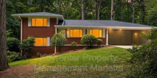 3720 Lake Dr SE Gallery 1