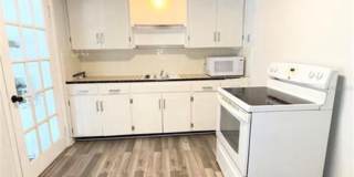1016 Alba Drive 2/1, Half Duplex Gallery 3