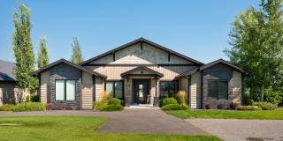 Luxury 1-Bedroom Condo in Black Bull Golf Community Gallery 1