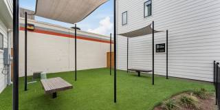 3214 N ELMENDORF ST Gallery 21