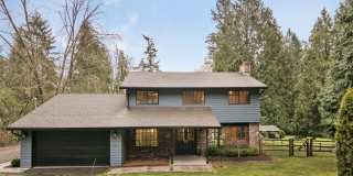 Private Bridle Trails Equestrian Retreat | Updated 4-Bedroom Home & 3-Stall Barn Gallery 1