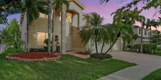 Beautiful Canal-Front 4BR Home with Pool & 3-Car Garage Gallery 10