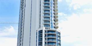 17475 Collins Ave Gallery 1