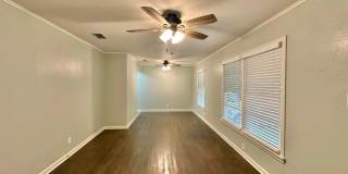 Updated 3-Bedroom Home Near TJC & Medical District! Gallery 3