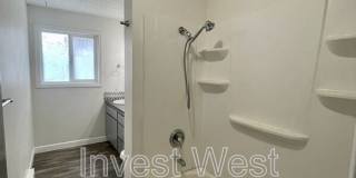 1960 33 Avenue Gallery 10