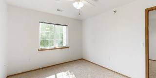 Platinum Valley Apartments Gallery 45