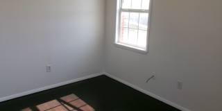 MOVE IN SPECIAL: $200 off of the first full month's rent! Very nice Home located in the Carrasland Area! Gallery 18