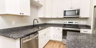 905 W 39th St - A Gallery 3