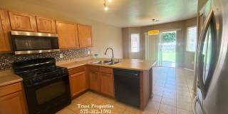 Spacious 3/3 close to NASA / WSMR Gallery 7