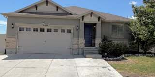 Spacious Home!! Spacious Home!! Gallery 1