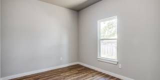 3306 Cedar Street Gallery 8