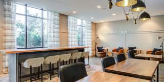 The Ian Apartments Gallery 14
