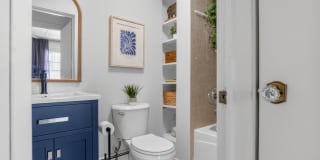 5 Van Dorn Street Gallery 17