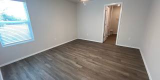 1701 Breckenridge Street Gallery 16