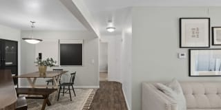 The Falls At Hunters Pointe Gallery 11